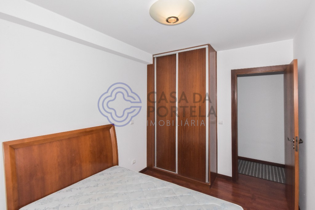 vendo,apartamento T3,monte dos burgos,garagem,elevador,porto (9)