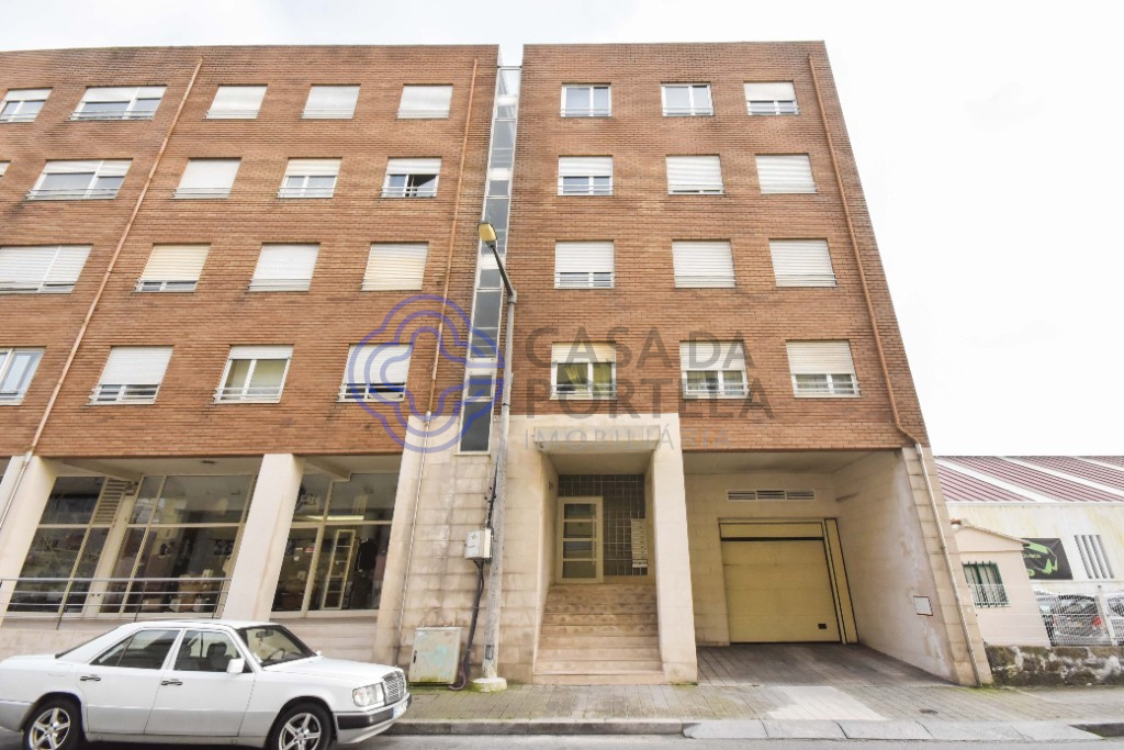 vendo,apartamento T3,monte dos burgos,garagem,elevador,porto