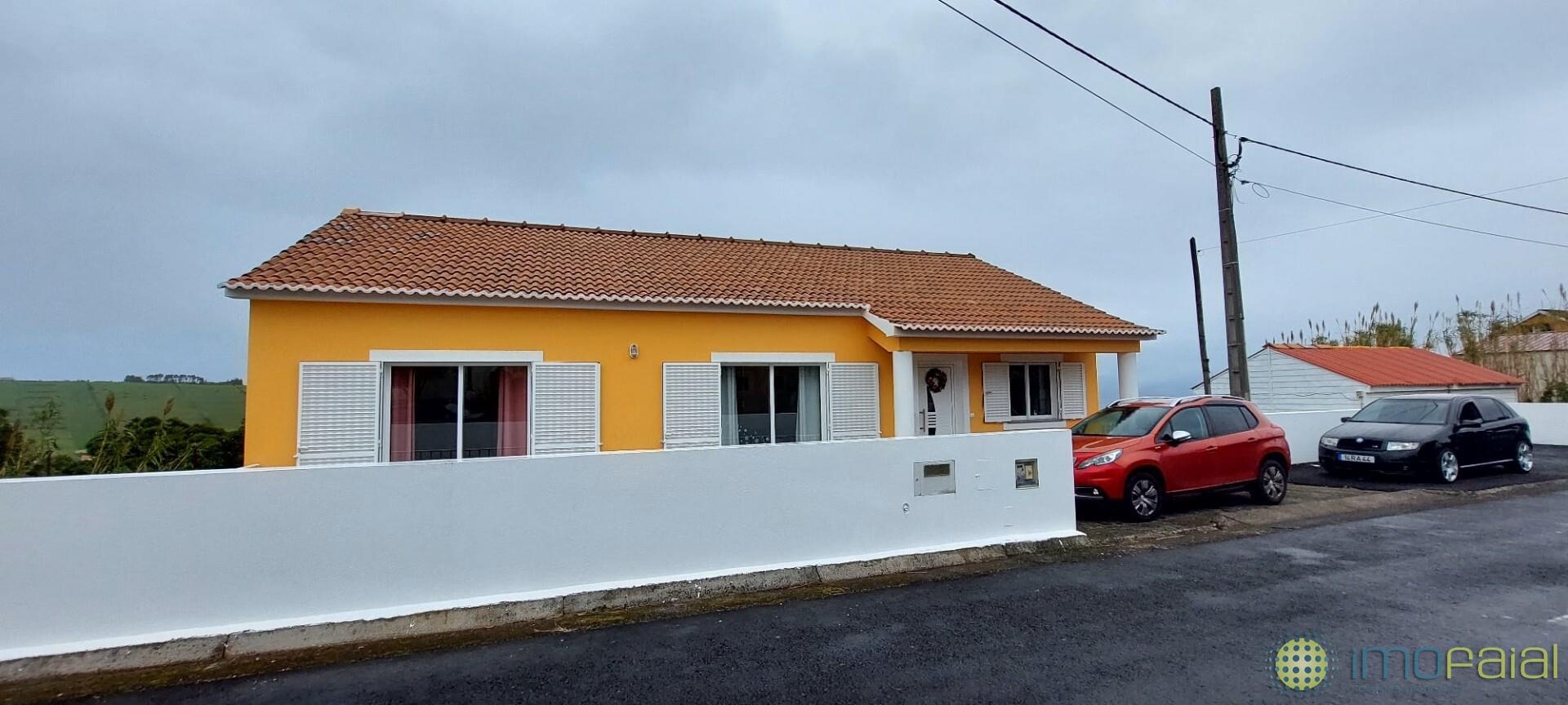 Se vende Vivienda T4