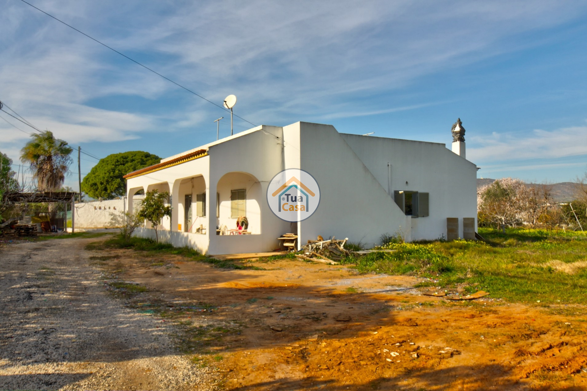 Moradia T3 Terreno Quelfes Olhão Algarve (24)