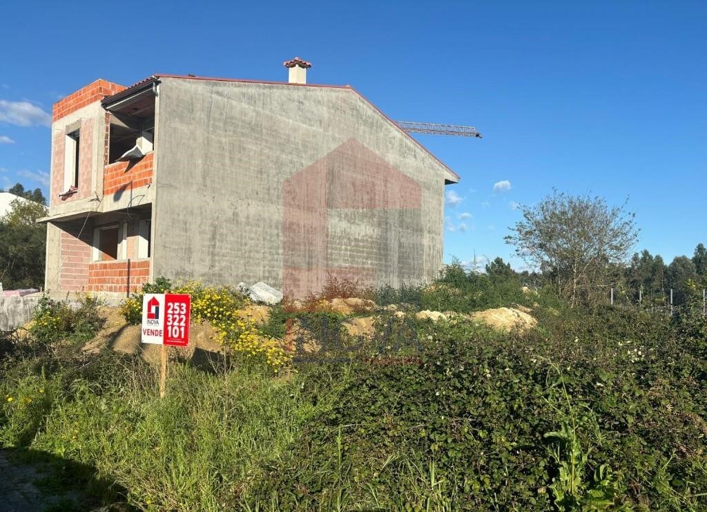 Terreno em Vila Verde