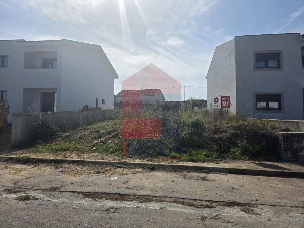 Land for sale in Vila Verde, Portugal — €52,500