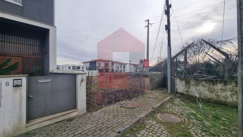 Land for sale in Vila Verde, Portugal — €71,500