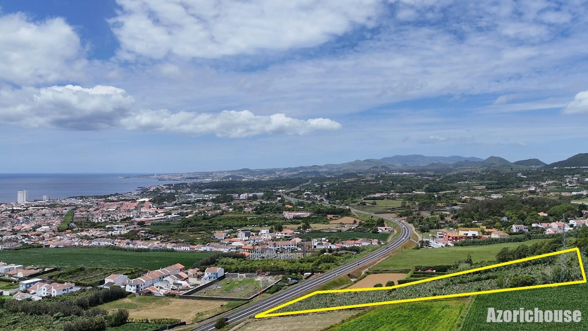 Land for sale in Macedo de Cavaleiros, Portugal — €125,000