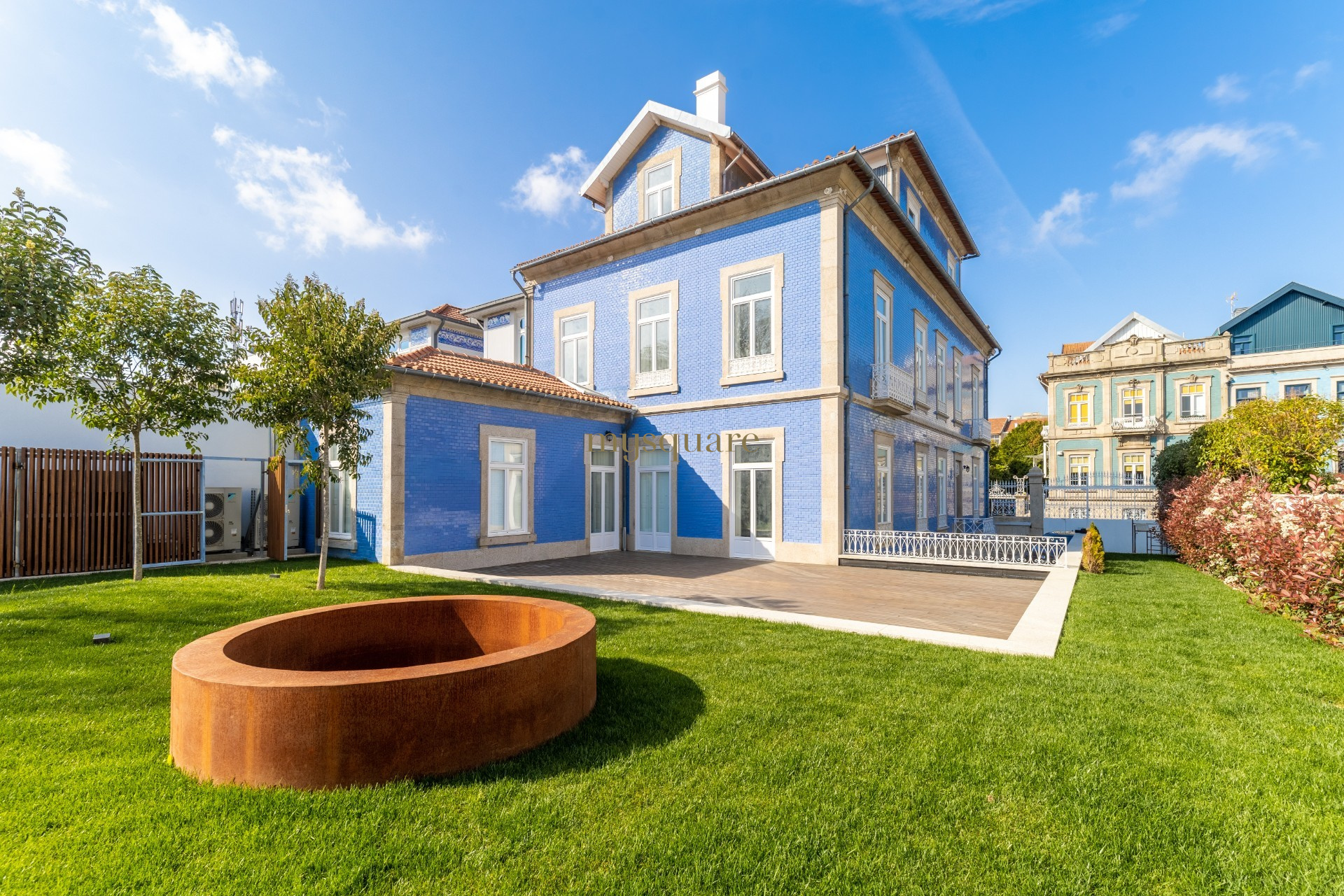 Mansion with 29 rooms and indoor pool, Porto