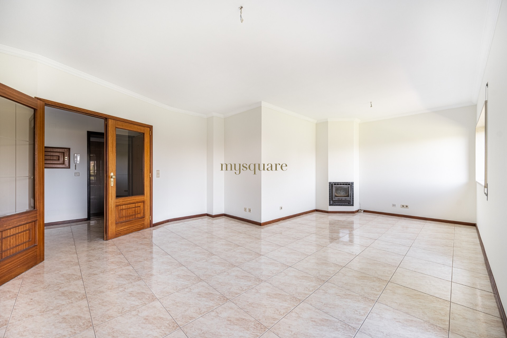 3 bedroom apartment in the center of Gulpilhares