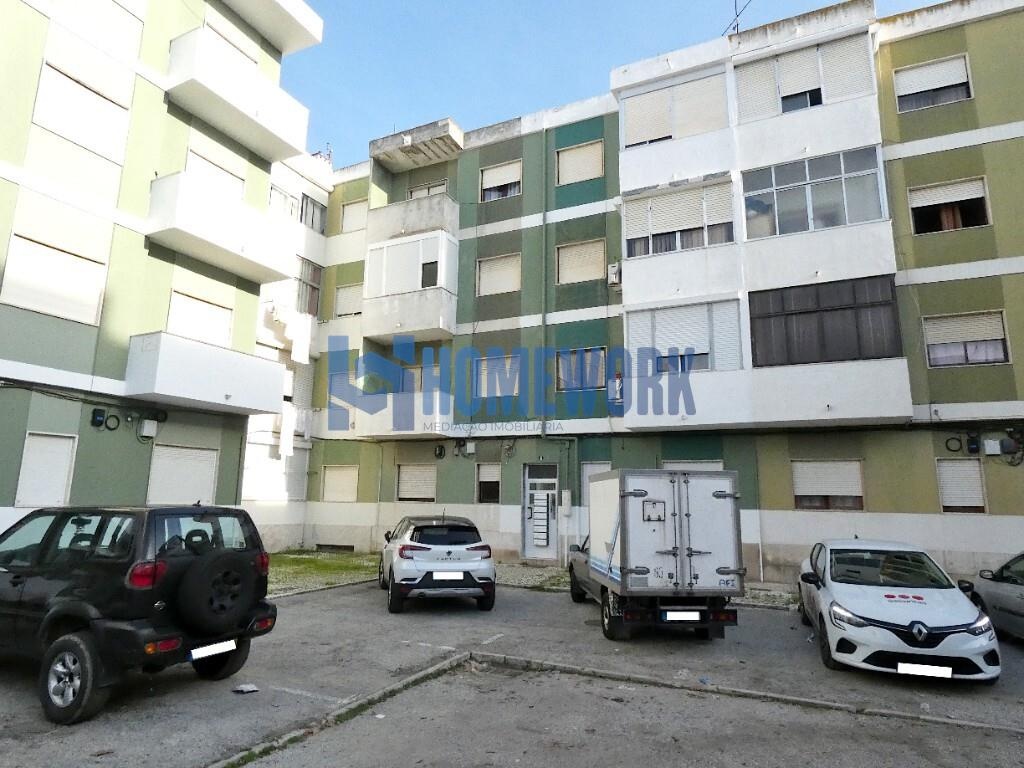 2 bedroom apartment in Baixa da Banheira