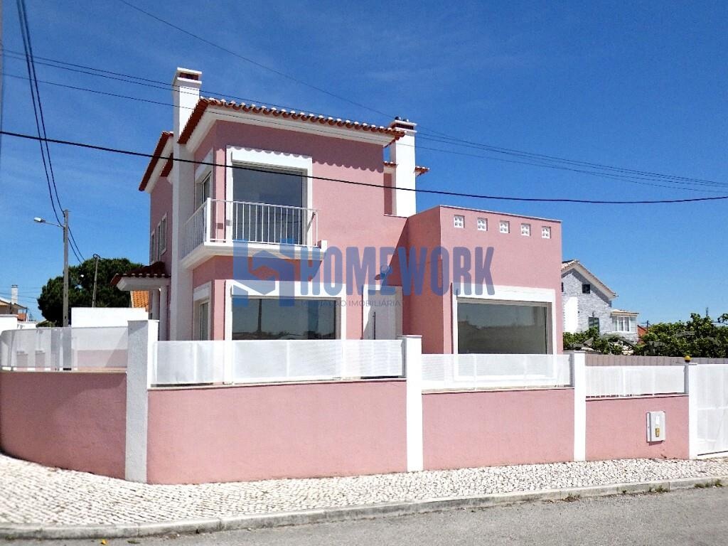 House T3 Fully Renovated by the beach - Charneca da Caparica