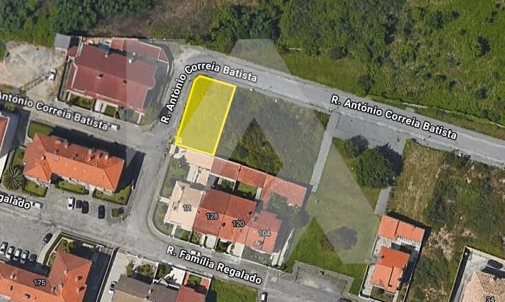 Se vende Terreno