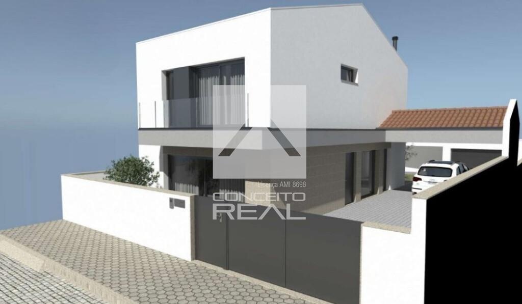 Land for sale in Valongo, Portugal — €58,000