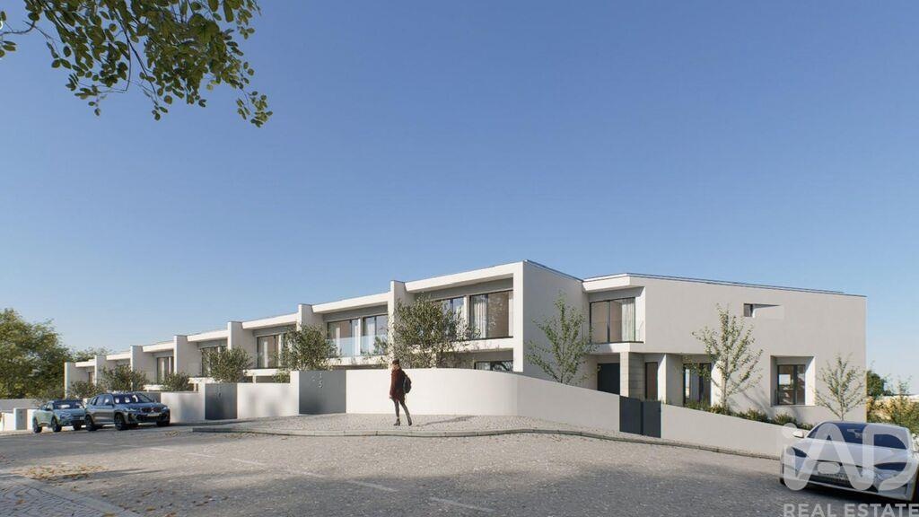 House in Costa - view 1