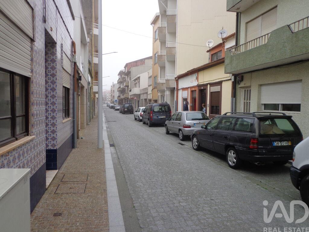 House in Povoa de Varzim - Image 4