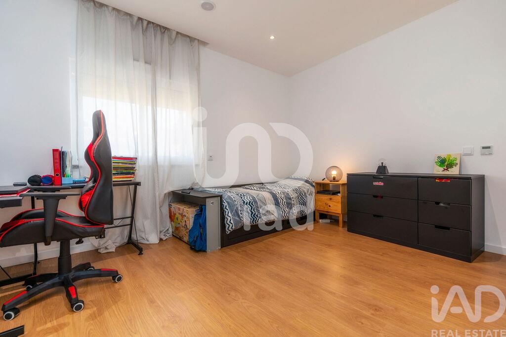 Apartment in Sao Bras de Alportel - Image 2