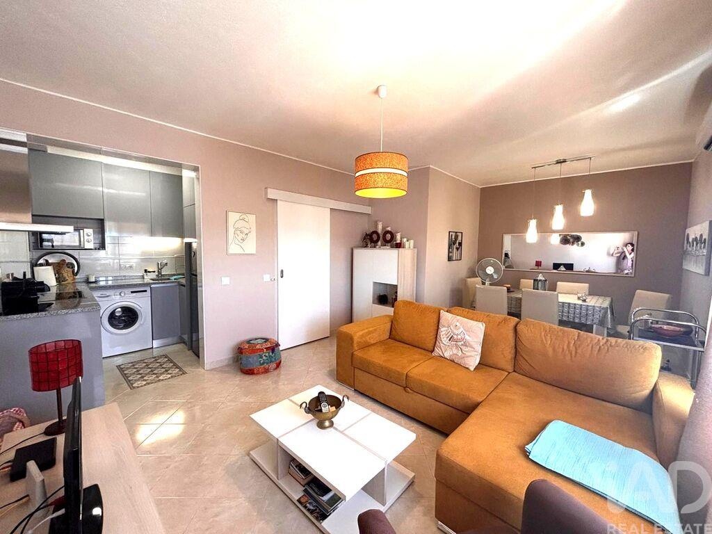 Apartment in Quarteira - view 1