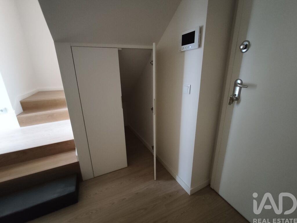 Apartment in Lordelo do Ouro - Image 5