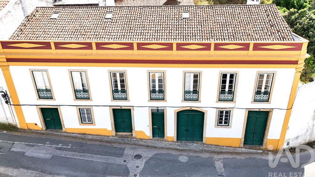 House in Abrantes - view 1