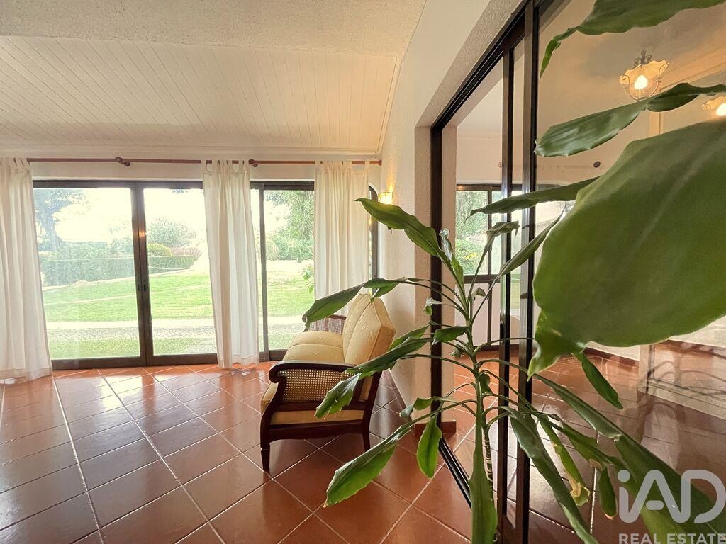 House in Corroios - Image 4