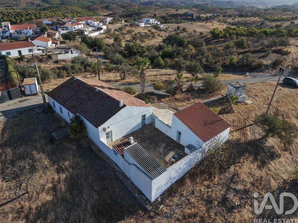 House in Azinhal - view 1