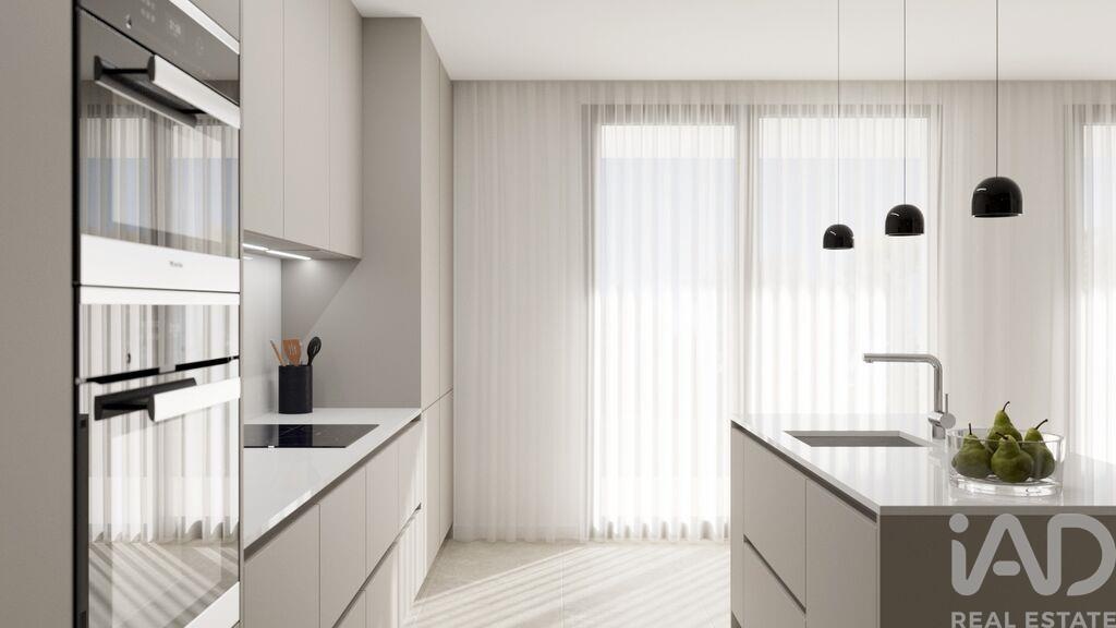 Apartment in Parceiros - Image 4