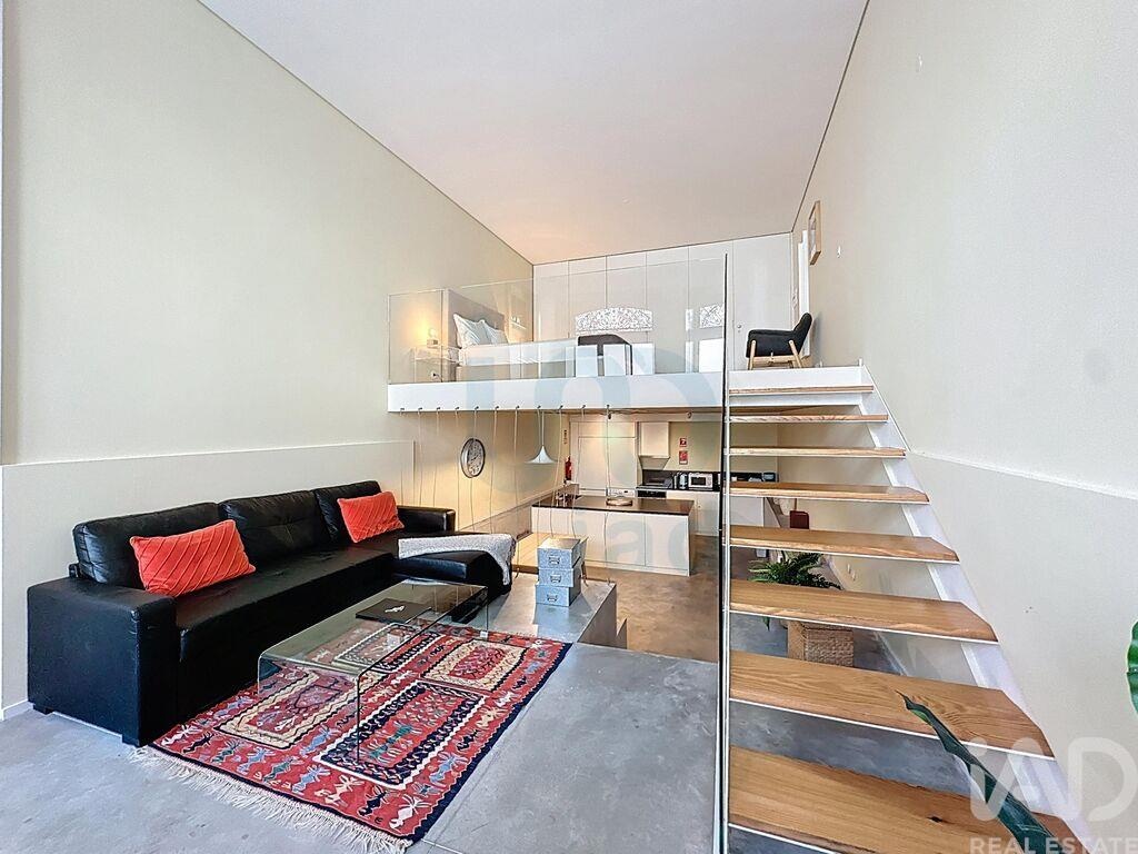 Apartment in Porto - Image 2