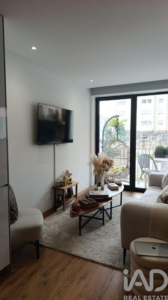 Apartment in Paranhos - Image 3