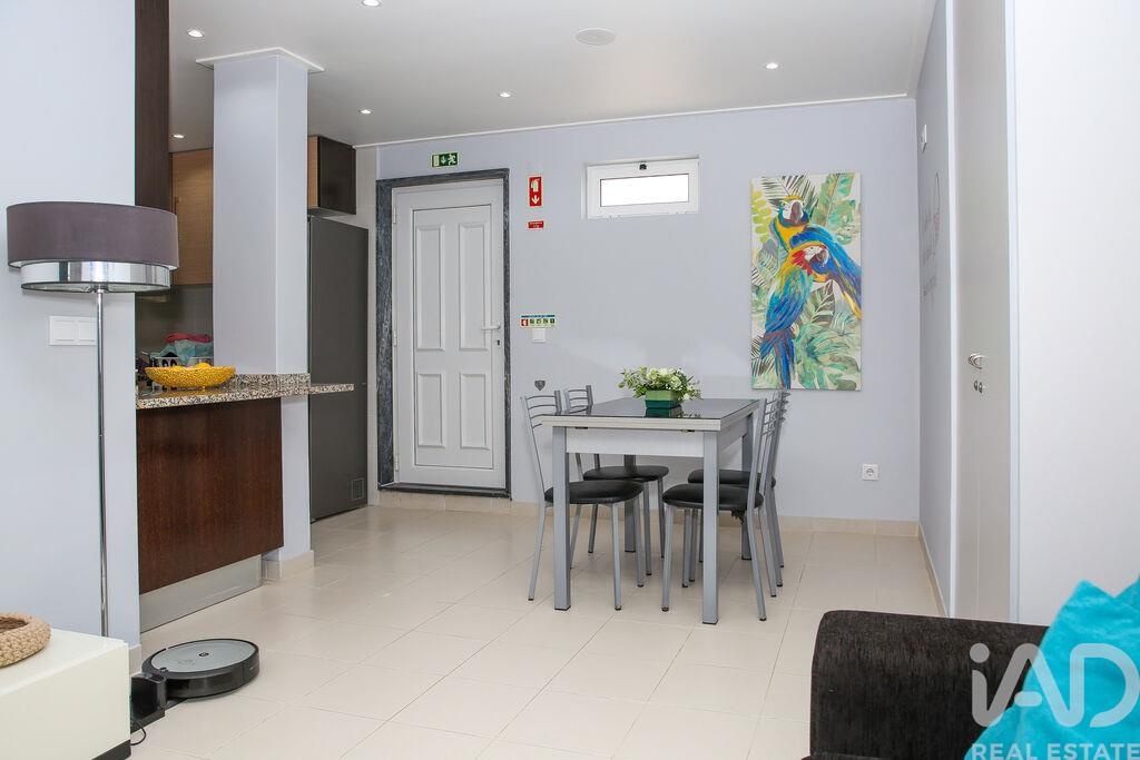 Apartment in Matacaes - Image 3