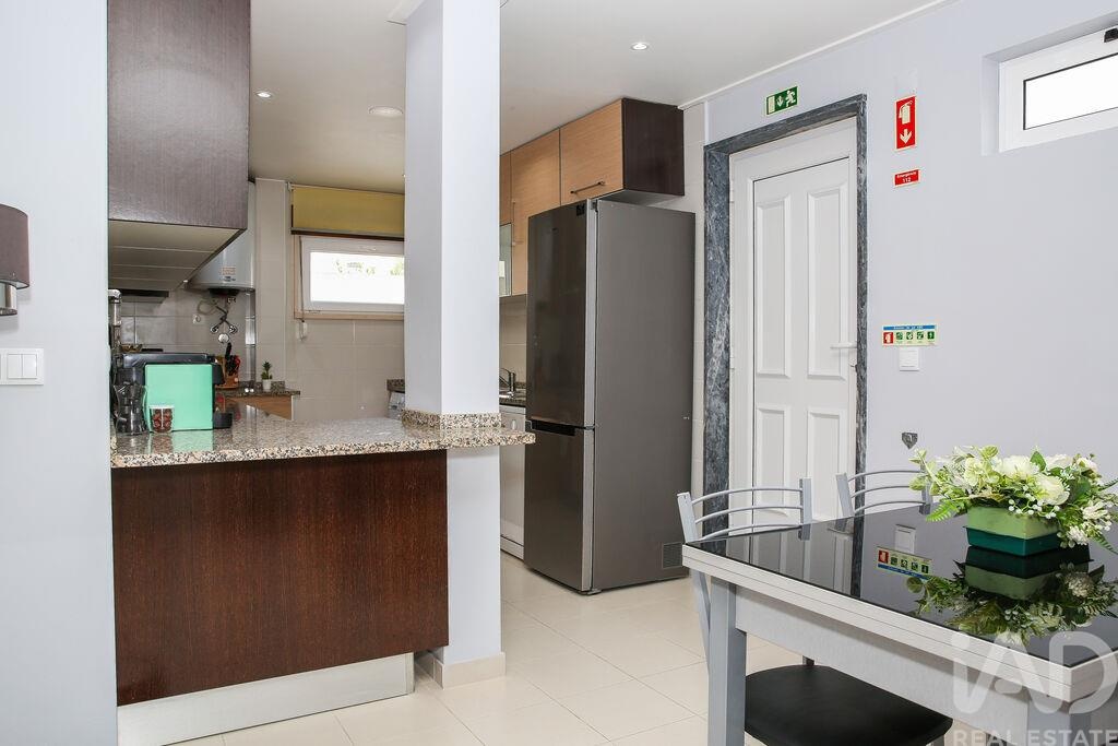 Apartment in Matacaes - Image 5