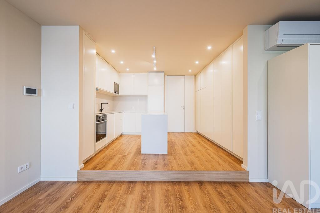 Apartment in Campanha - view 1