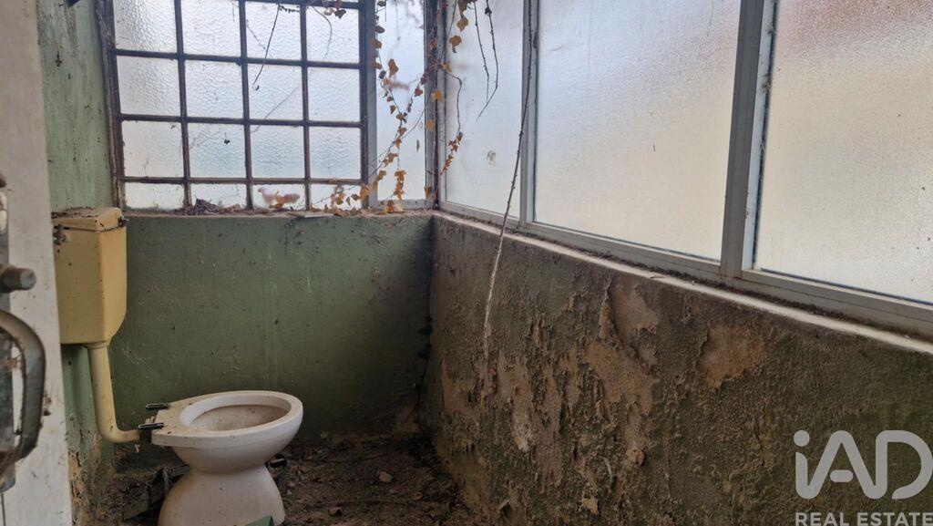 House in Batalha - Image 5