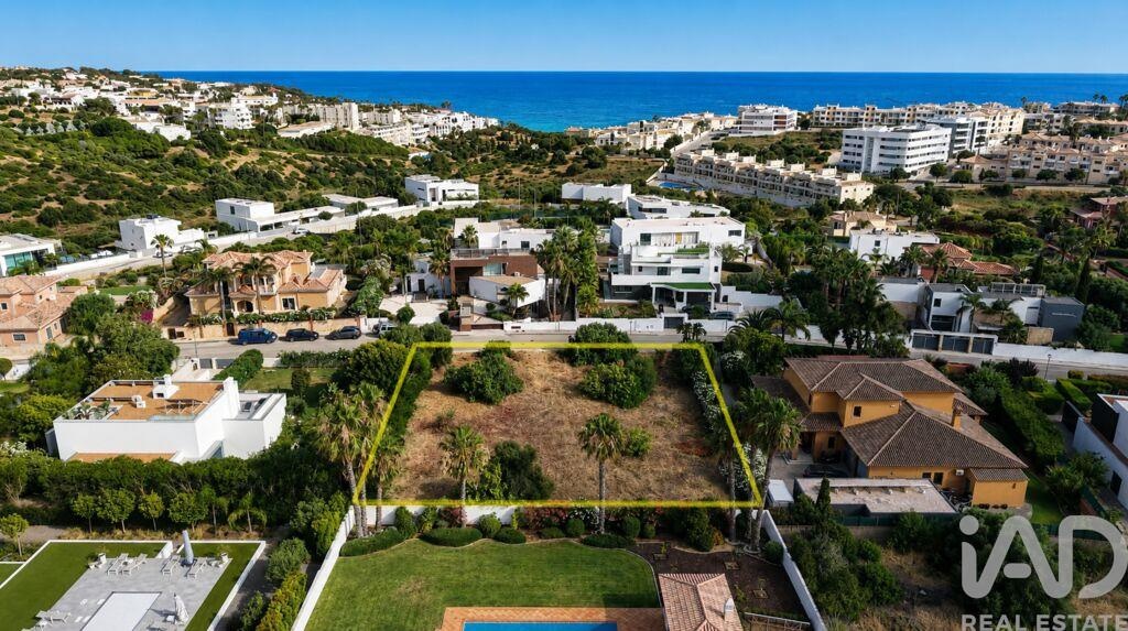 Land in Portelas - view 1