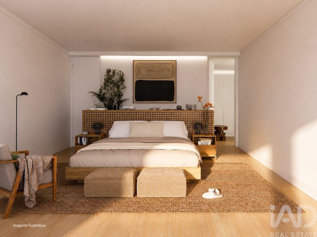 Apartment in Rio Tinto - Image 5