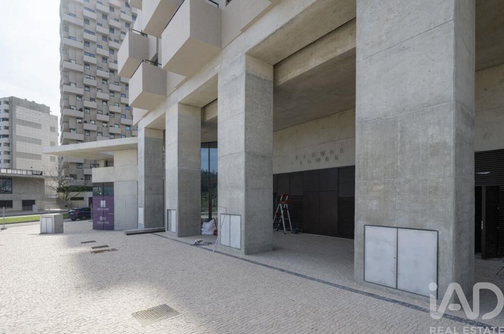 Apartment in Matosinhos - Image 2