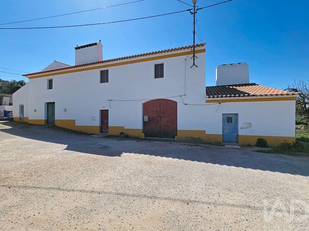 House in Rio de Moinhos - view 1