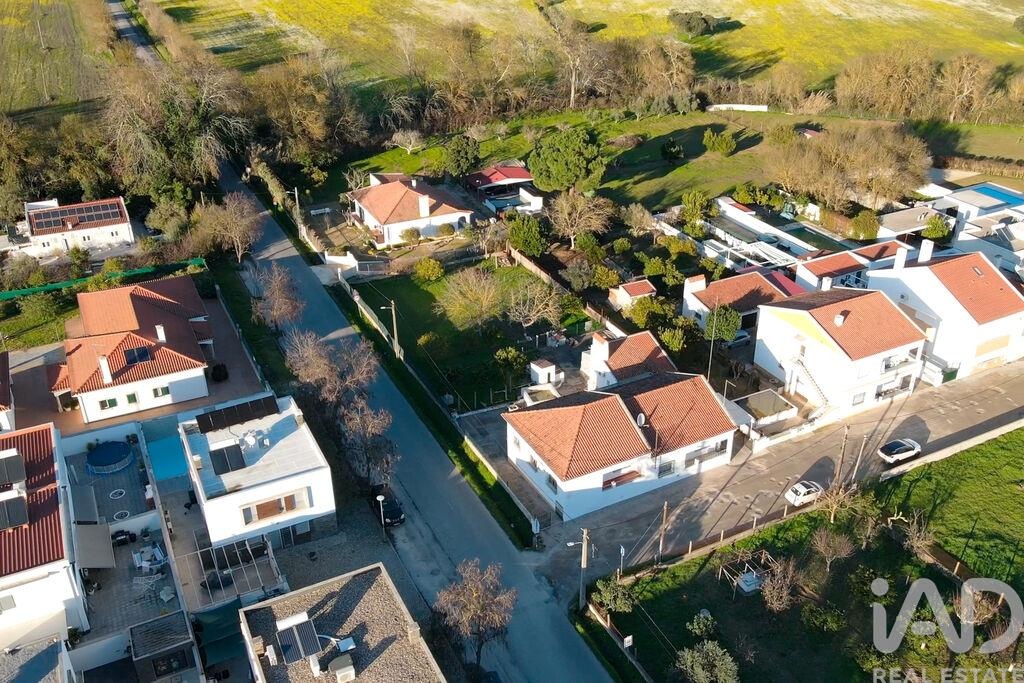 House in Canaviais - Image 5