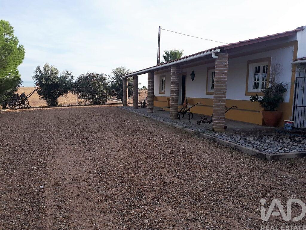 House in Mourao - Image 4