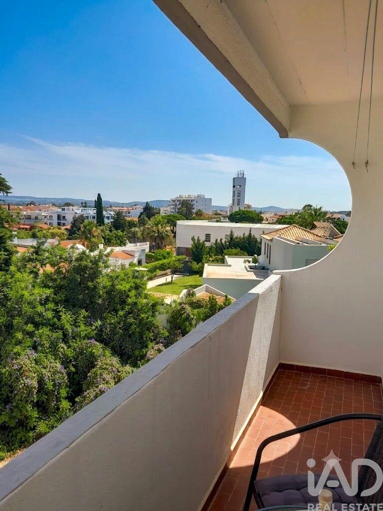 Apartment in Quarteira - view 1