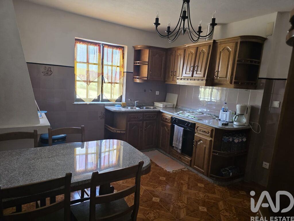 House in Montalegre - Image 3