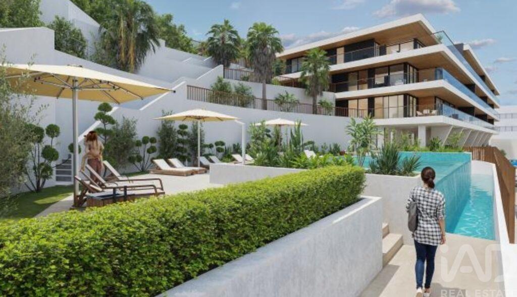 Apartment in Carnaxide - Image 4