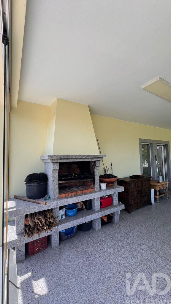 House in Abraveses - Image 5