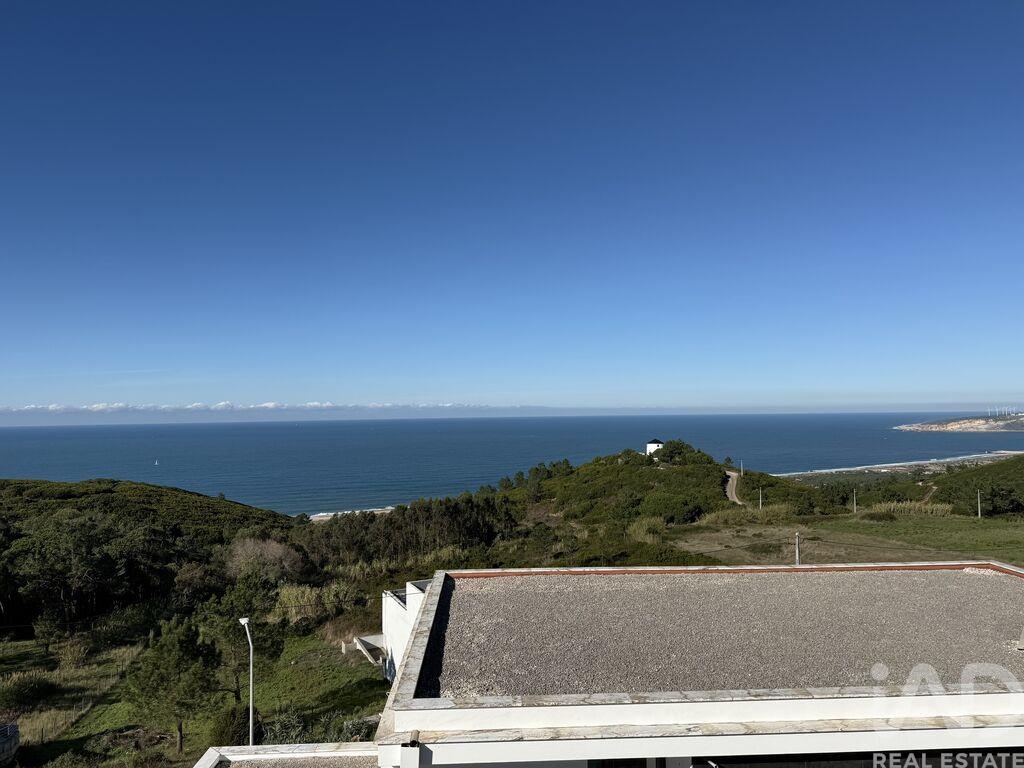 House in Famalicao - Image 5