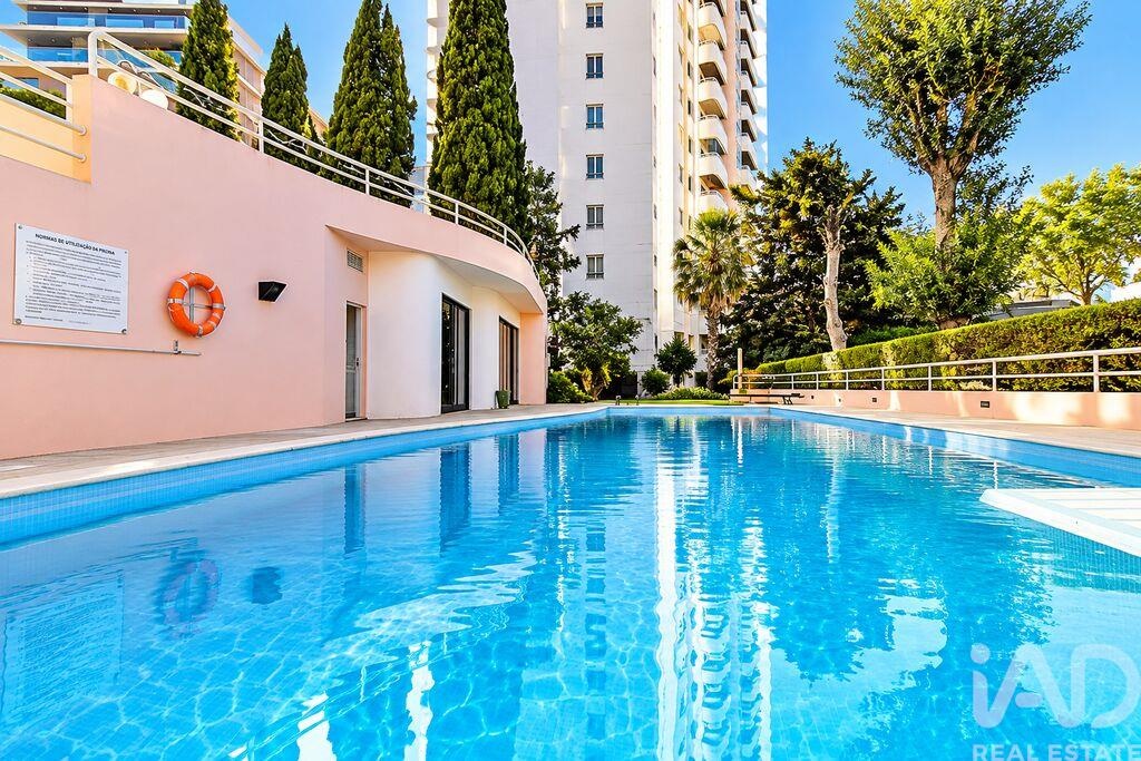 Apartment in Cascais - Image 3