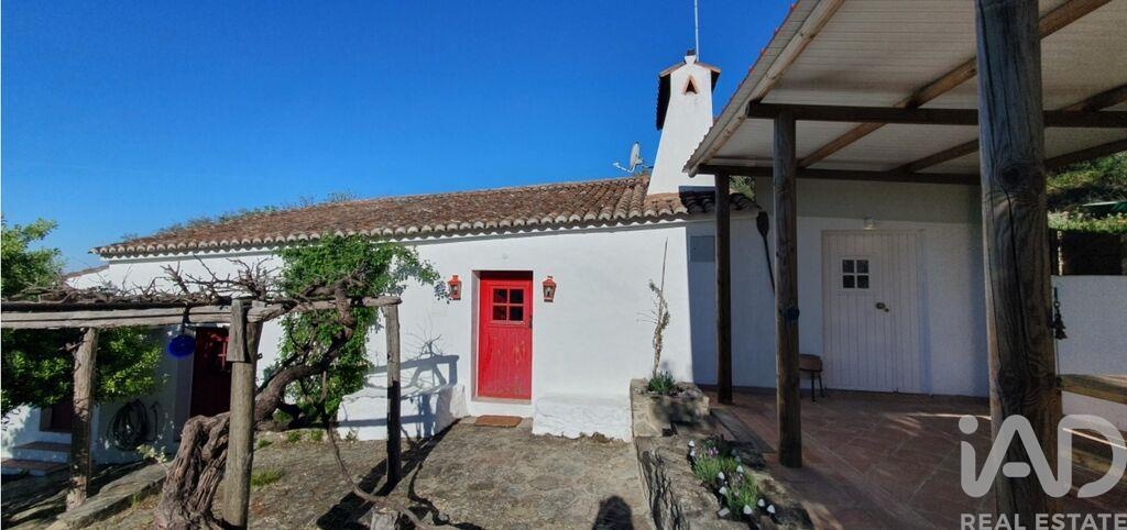 House in Ribeira de Nisa - view 1