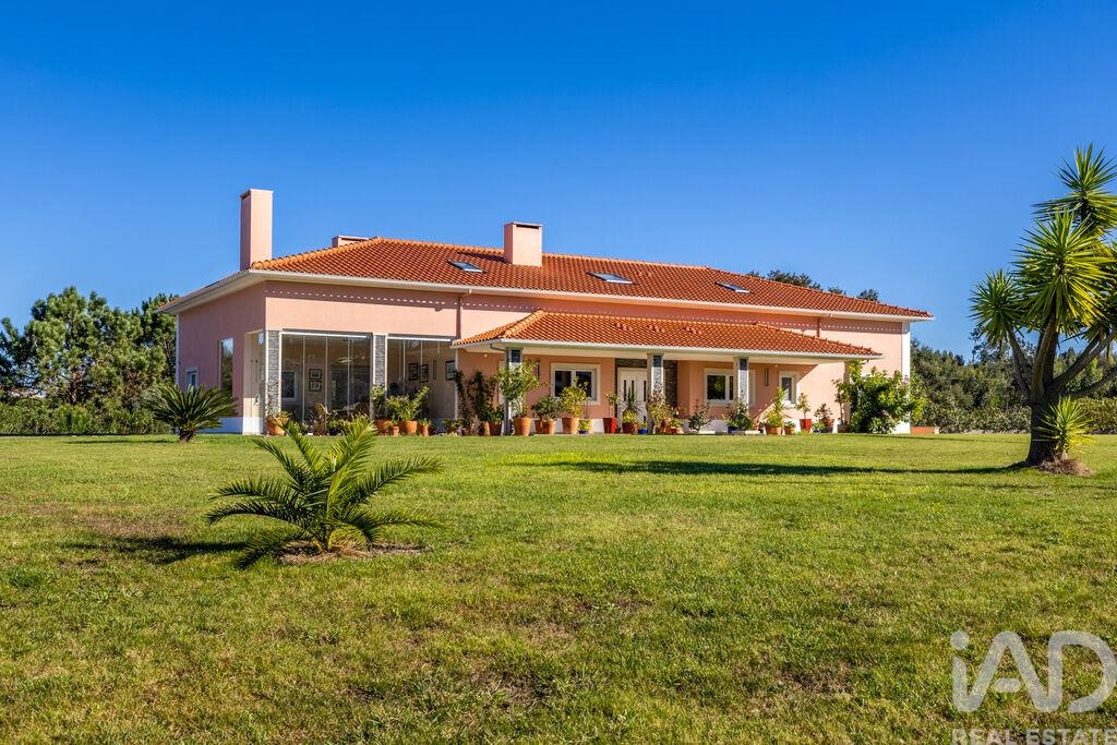 House in Pinhal - Image 3