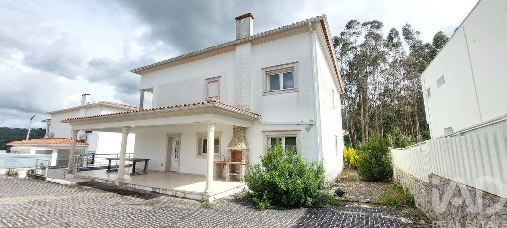 House in Porto de Mos - Image 2