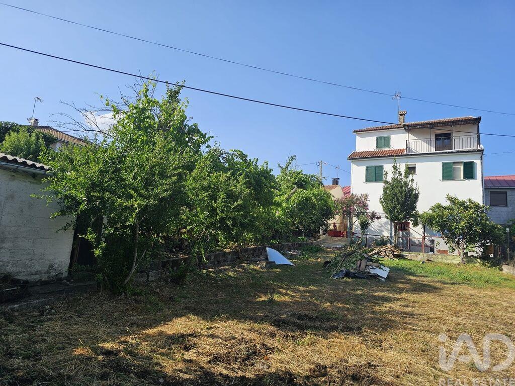 House in Parada - Image 4