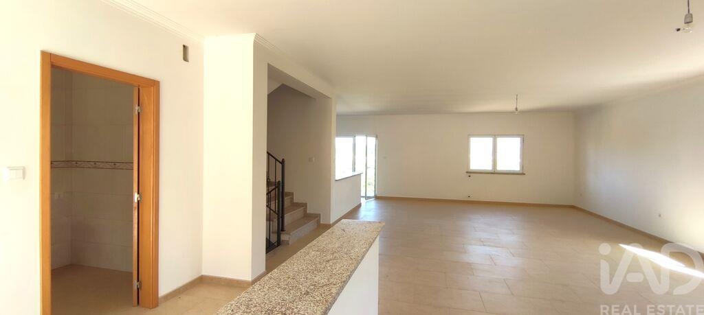 House in Moes - Image 3