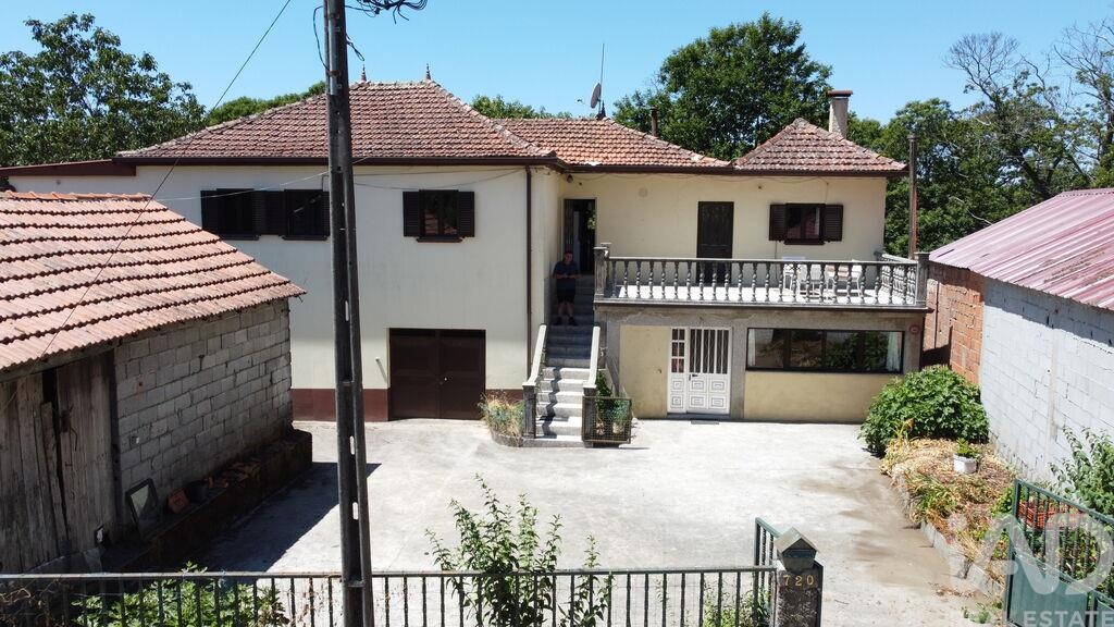 House in Moledo - Image 2