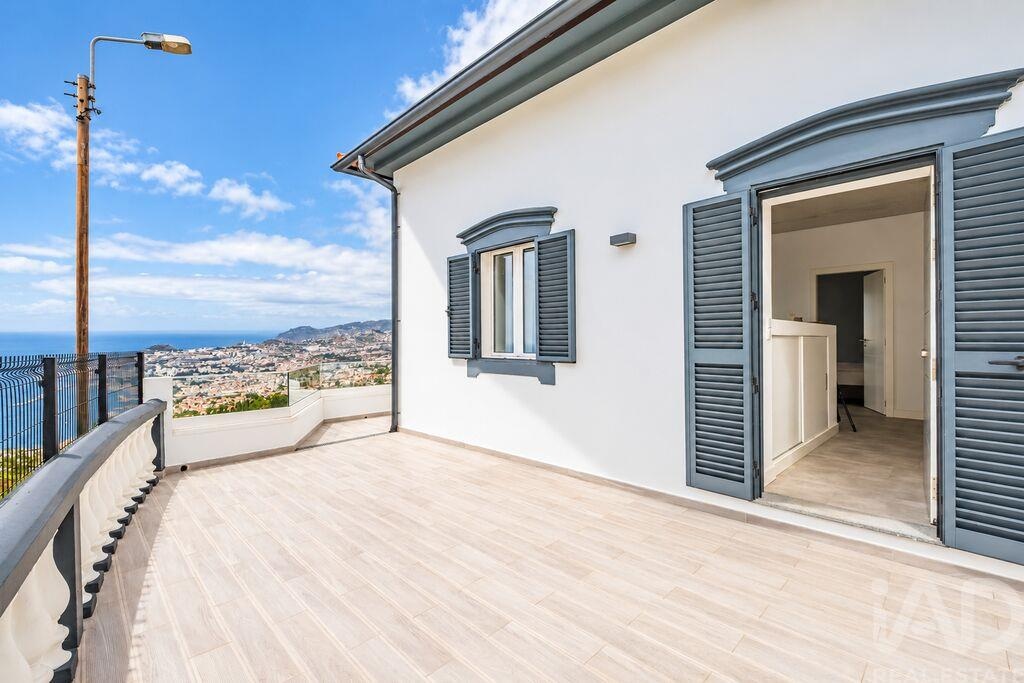 House in Sao Goncalo - Image 4