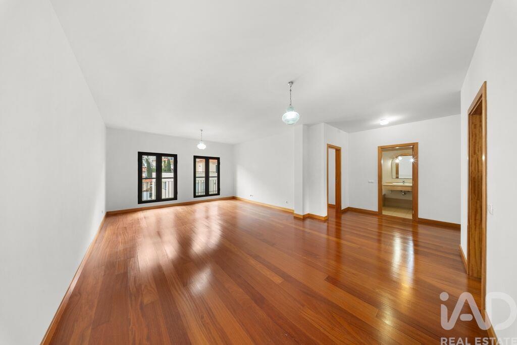 Apartment in Machico - view 1