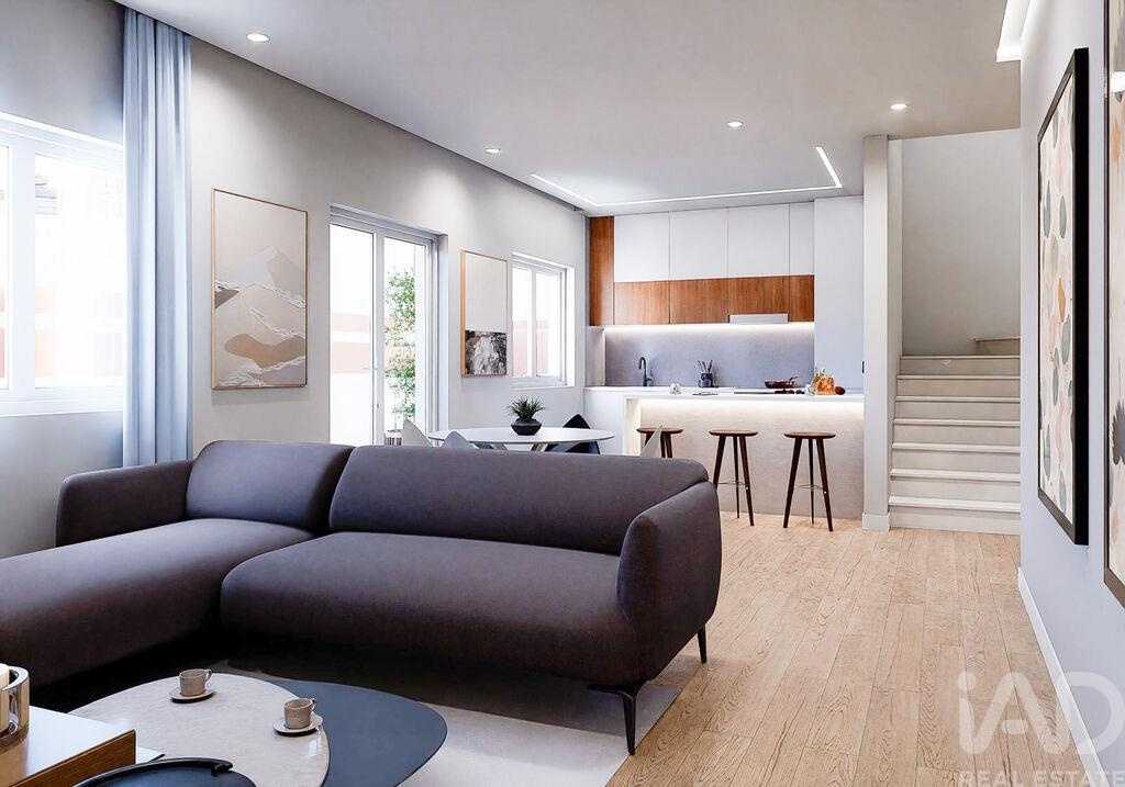 House in Setubal - Image 5